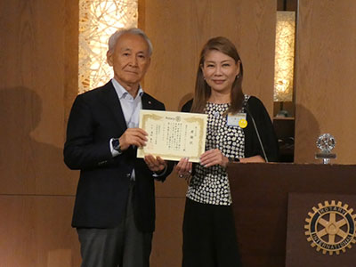 感謝状授与の様子