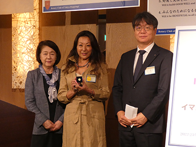 カトーエミイさんの表彰