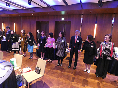 クリスマス夜間例会の様子5